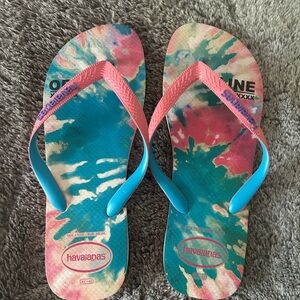 Havaianas Vibrant Tie-Dye Flip Flops